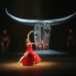 Анна Балукова. Сцена из балета "Минотавр". Фото - Андрей Степанов