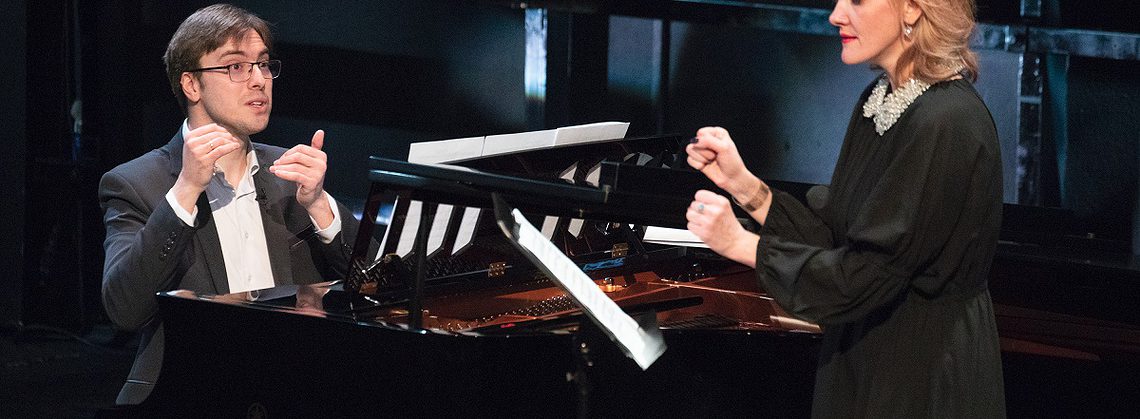 Василий Попов, Наталья Петрожицкая. Фото - Евгений Евтюхов