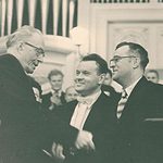 Александр Свешников, Евгений Светланов, Георгий Свиридов. 26 марта 1957 года, Большой зал филармонии. Архив Санкт-Петербургской филармонии им. Д. Д. Шостаковича