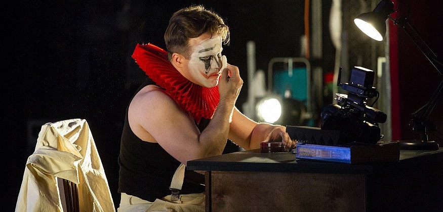 Сцена из оперы "Паяцы" Леонкавалло в Карельском музыкальном театре. Фото - Виталий Голубев