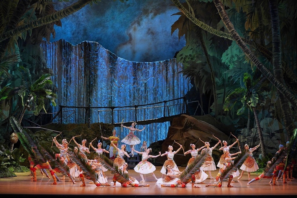 Сцена из балета "Дочь фараона", Мариинский театр. Фото - Александр Нефф