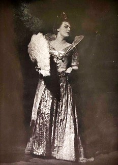 Елена Образцова в роли Марины Мнишек («Борис Годунов»). Фото Ю. В. Королева
