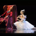 Сцена из балета "Сильфида" - Урал Опера Балет (Екатеринбург)