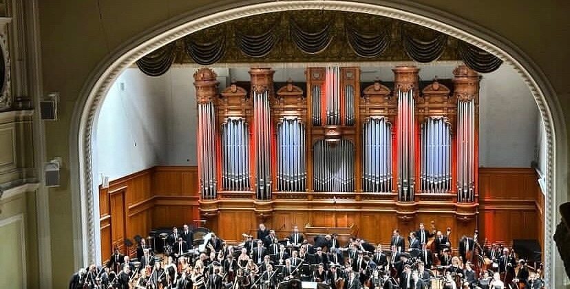 Оркестр musicAeterna и Теодор Курентзис в БЗК. Фото - Анна Суворина
