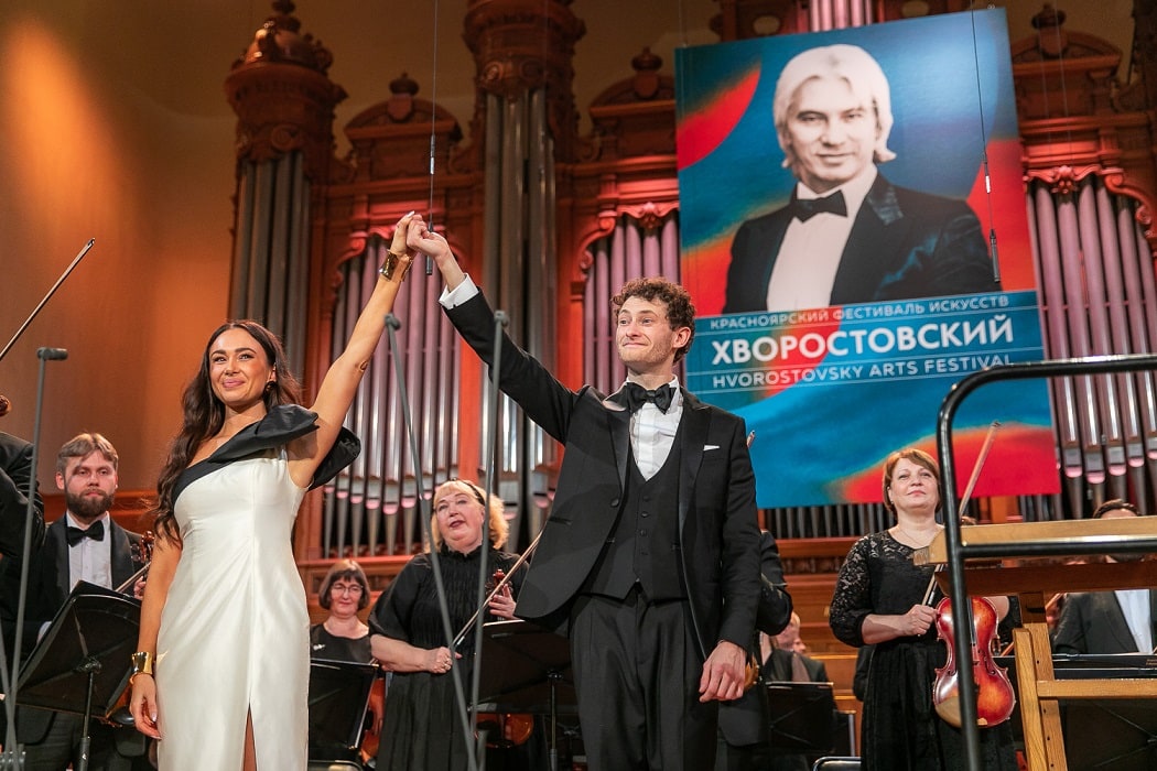 Аида Гарифуллина и Клеман Нонсье во время концерта-закрытия фестиваля "Хворостовский"