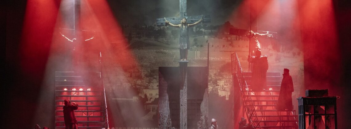 Премьера оперы С. Слонимского "Мастер и Маргарита" в Самарском театре оперы и балета. Фото -- Александр Крылов