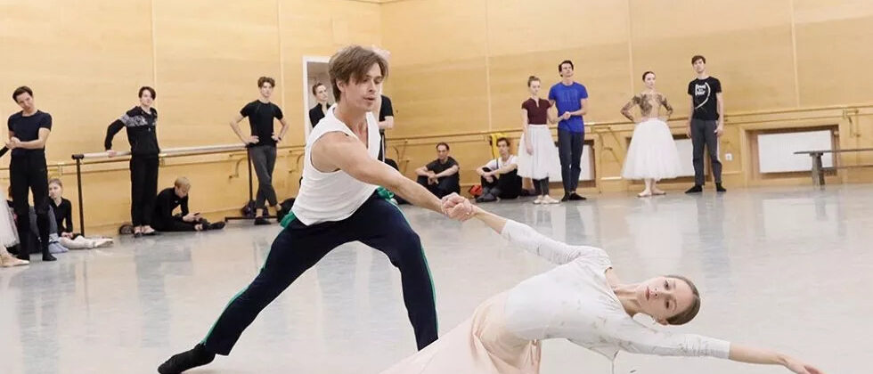 ртем Овчаренко и Маргарита Шрайнер на репетиции балета "Пиковая дама". Фото - Дамир Юсупов