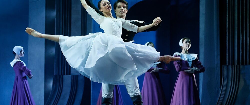 Лиза — Елизавета Кокорева. Елецкий — Марк Орлов. Фото - Дамир Юсупов