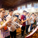 Детские оркестры духовых и ударных инструментов регионов России получат путёвки в детские центры