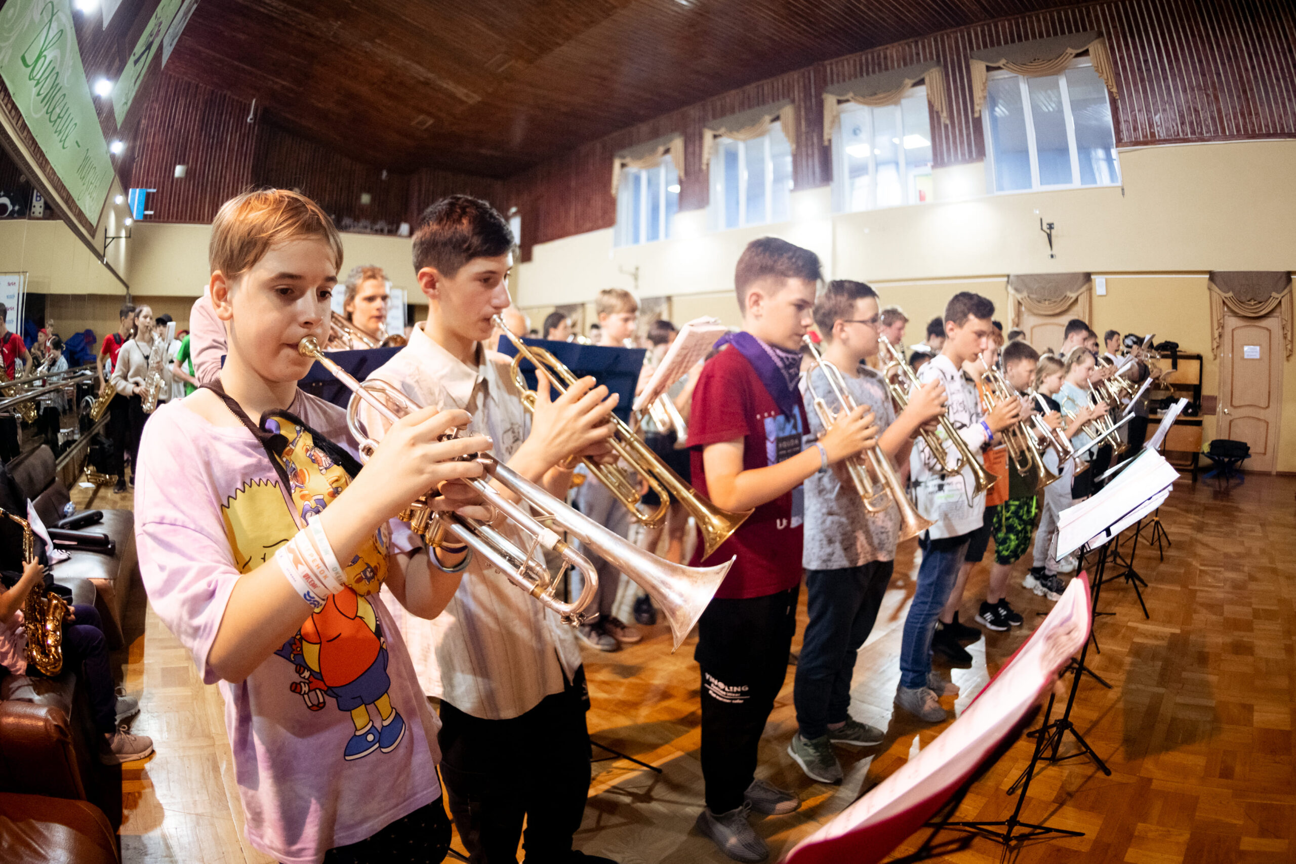 Детские оркестры духовых и ударных инструментов регионов России получат путёвки в детские центры 