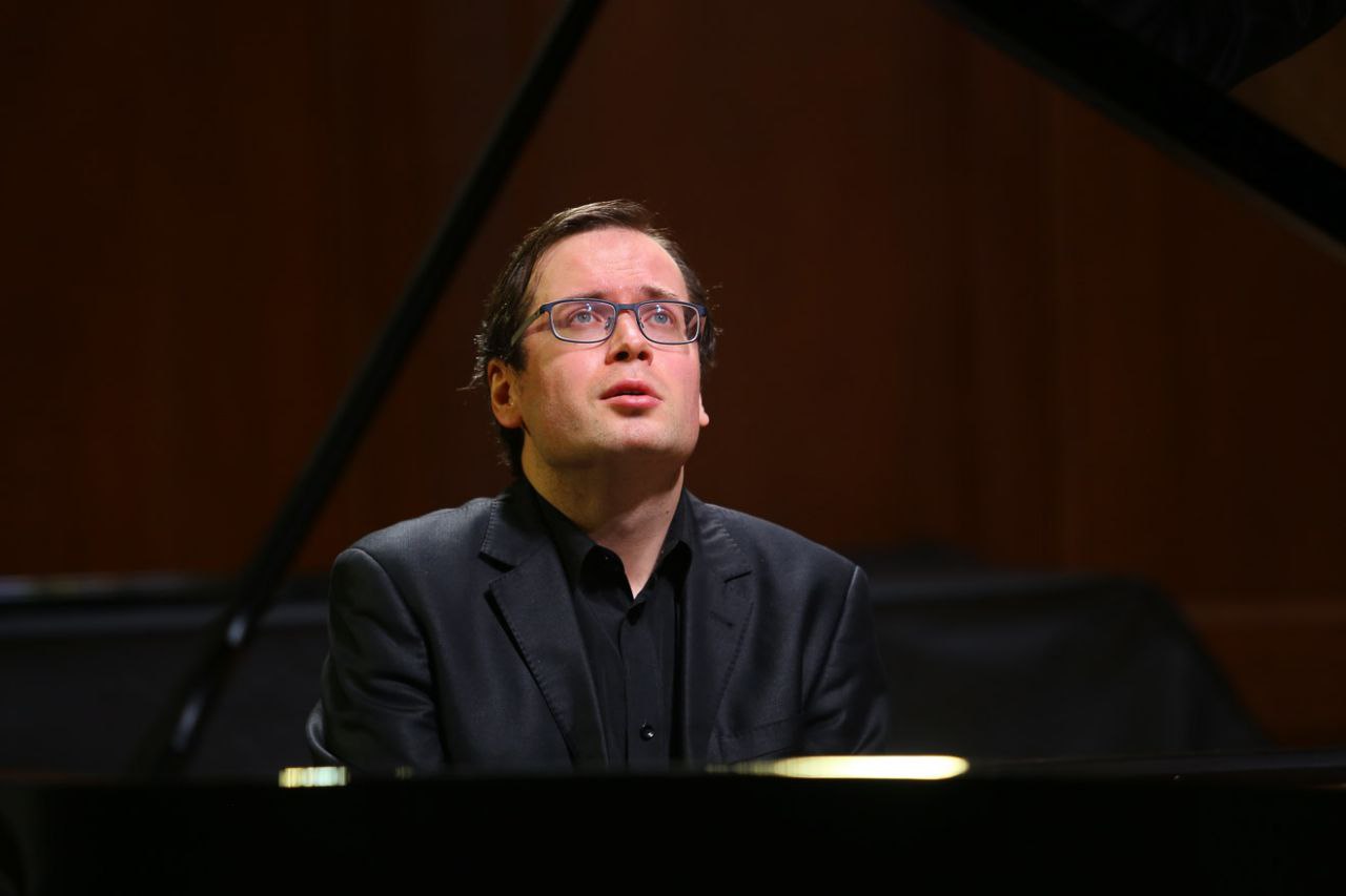 Новая программа пианиста Сергея Арцибашева: Бах, Моцарт, Шуберт