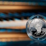 Банк России выпускает в обращение памятную серебряную монету номиналом 2 рубля «Пианистка, педагог Е. Ф. Гнесина, к 150-летию со дня рождения»