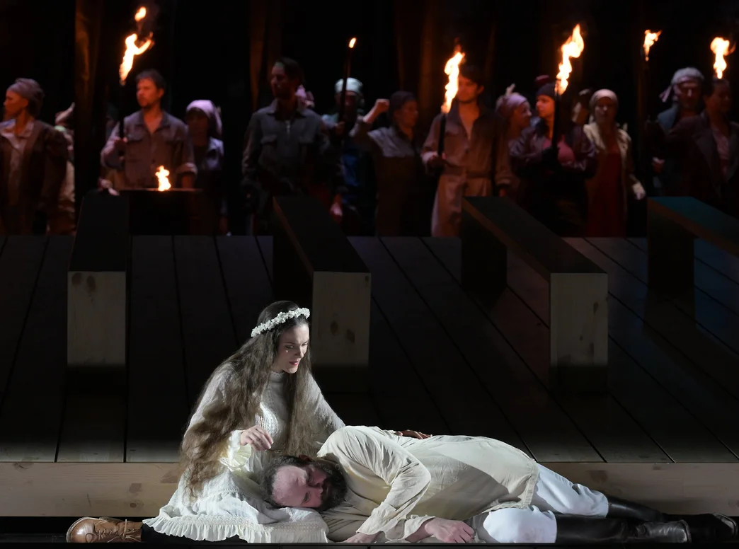 Сцена из оперы Цемлинского «Гёрге-мечтатель» (Франкфурт-на-Майне). Фото - Barbara Aumuller
