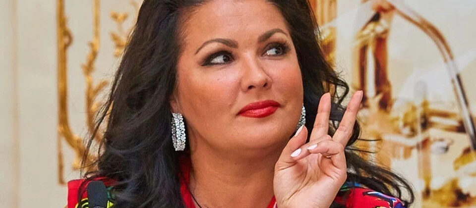 Анна Нетребко
