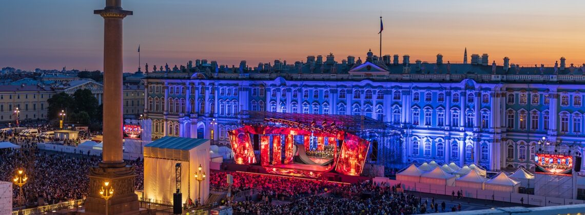 Звезды мировой оперы из Италии, Бразилии, ЮАР, Израиля, Армении и России выступят на «Классике на Дворцовой». Фото - Евгений Егоров