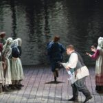 Сцена из оперы А.Даргомыжского "Русалка" в постановке Александра Тителя. Фото - Сергей Родионов