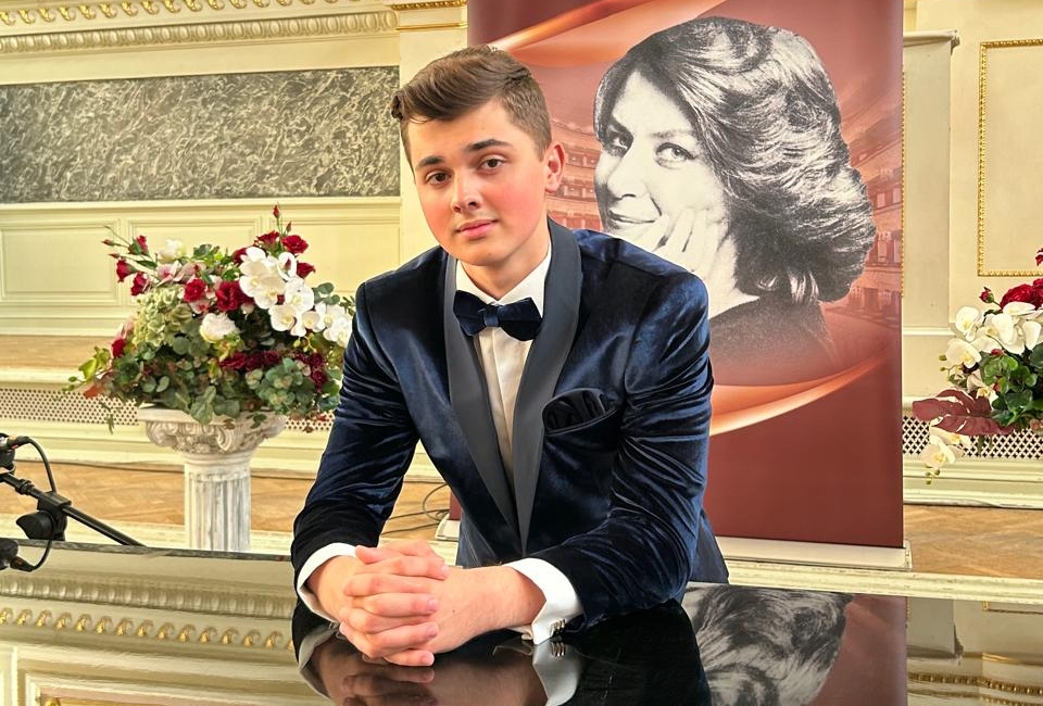 Илья Понти