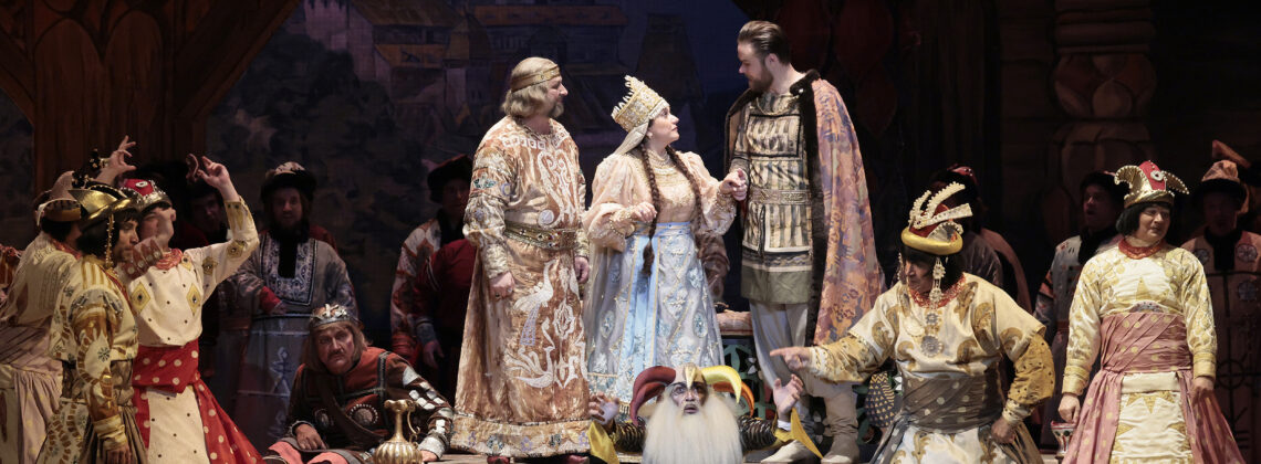 Фарлаф — Валерий Гильманов, Светозар — Денис Макаров, Людмила — Анна Аглатова, Руслан — Глеб Перязев, Черномор — Михаил Анисимов. Фото Дамира Юсупова/Большой театр