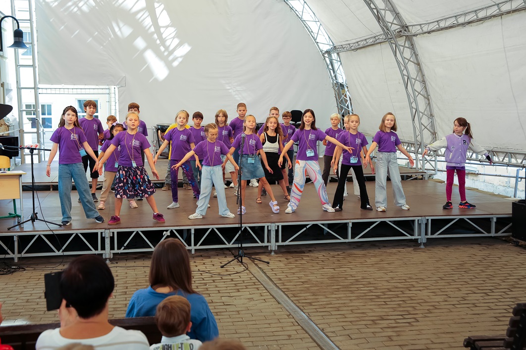 Средняя группа «Юные гнесинцы»