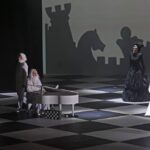 Сцена из музыкальной сказки "Алиса в Зазеркалье"