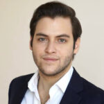 Валерий Макаров