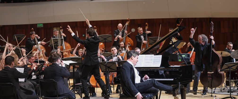 Денис Мацуев, оркестр Челябинской области. Фото - Лилия Джошкун