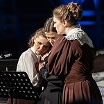 Анна Холмовская, Мария Деева, Анна Малькина. Фото - Елена Лапина