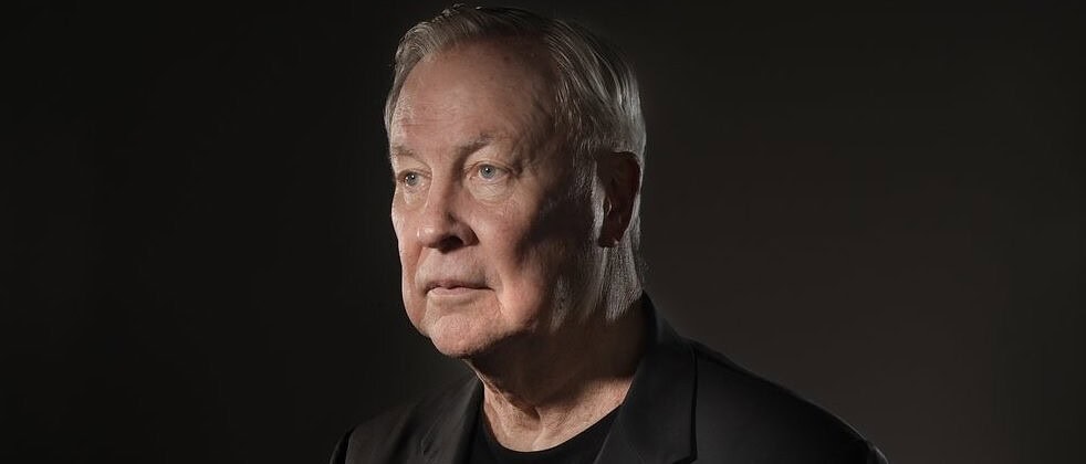 Роберт Уилсон