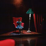 Сцена из балета "Зазеркалье". Фото - Карина Житкова