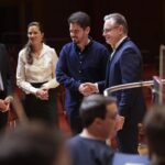 Премьер-министр Бельгии Барт де Вевер и дирижер Лахав Шани