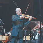 Нижегородцам выпала уникальная возможность услышать Владимира Спивакова. Фото Анастасии Пономаревой предоставлено пресс-службой Нижегородского театра оперы и балета