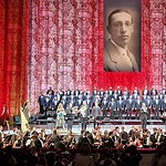 Финальной точкой стало приношение Игорю Стравинскому: были исполнены его «Свадебка», «Жар-птица» и «Царь Эдип»