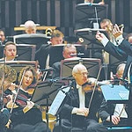 Маэстро представил в Москве сочинения латиноамериканских композиторов. Фото Александра Курова представлено пресс-службой фестиваля