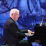 Раймонд Паулс. Фото -- Юрий Белинский/ТАСС