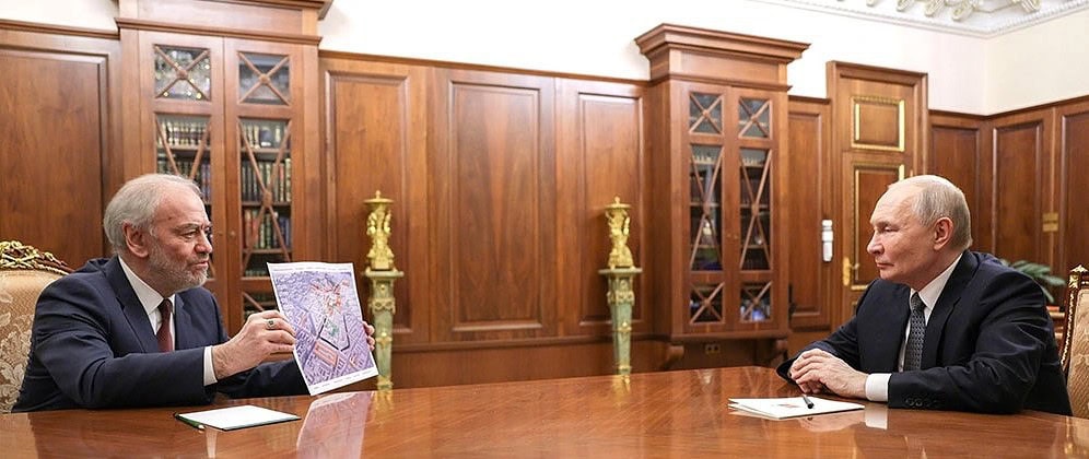 Валерий Гергиев предложил президенту создать культурные кварталы - "в сердце Москвы, в сердце Петербурга". / Гавриил Григоров / пресс-служба президента РФ / ТАСС