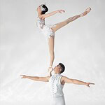 "Балет на плечах"