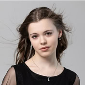 Анна Каракина