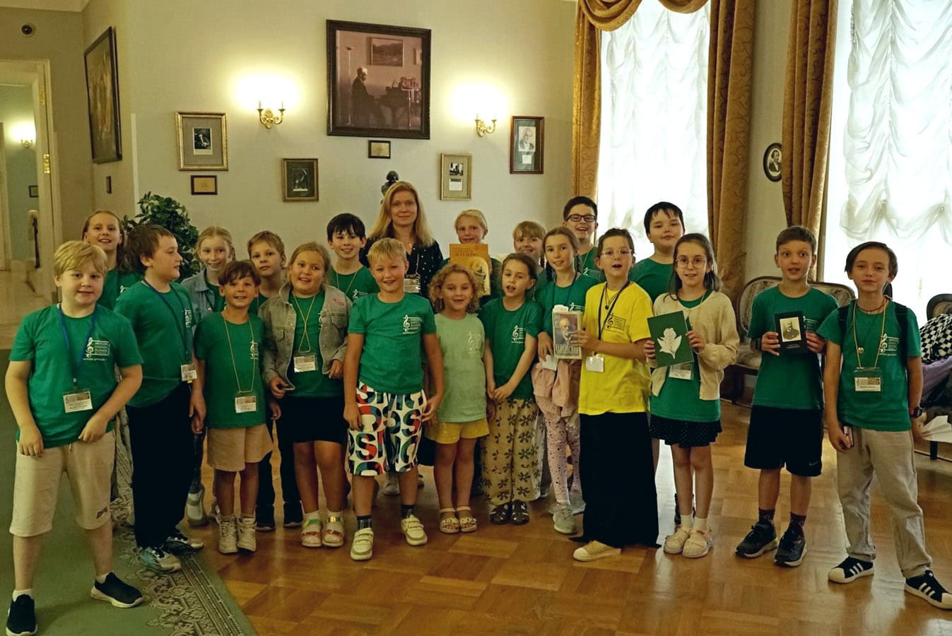 Елена Ширшова с учениками