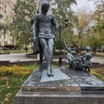 Памятник Марису Лиепе работы Рукавишникова