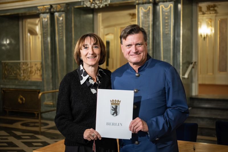 ベルリン国立歌劇場のティーレマン音楽総監督とソボトカ総裁、契約を2034年まで延長