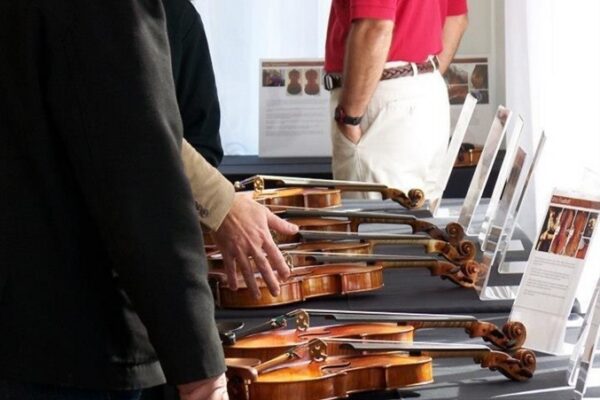 Инструменты на Contemporary Violin Makers Exhibition в Нью-Йорке